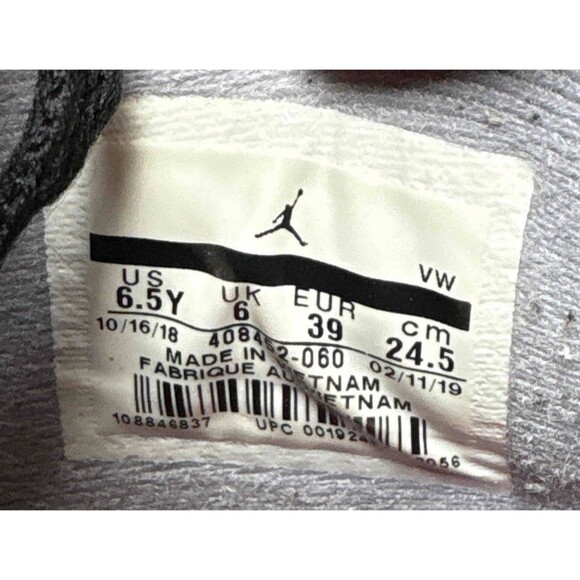 Nike Air Jordan 4 Retro Bred 2019 Size 6.5 Youth (Size 8 Woman's) - Picture 6 of 8